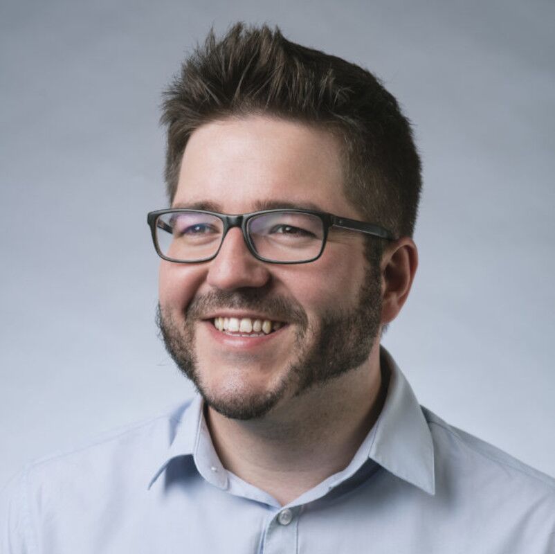 Michael Helbing Michael Helbing