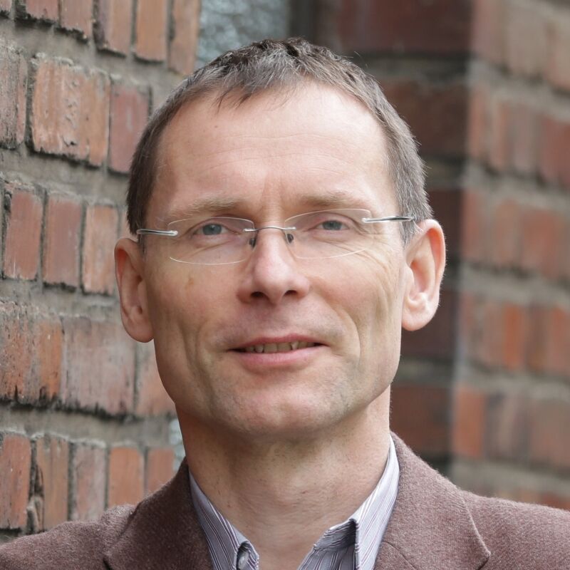 Mathias_Knuth_800x800